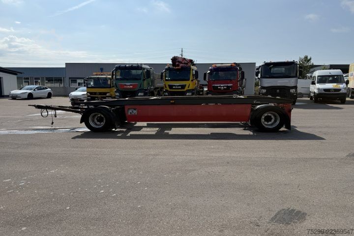 Anhänger-Wechselfahrgestell  TCA 18 Containertransport / Swiss-Vehicle