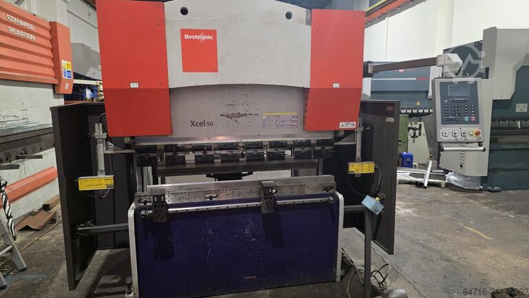 Abkantpresse BYSTRONIC Model Xcel
