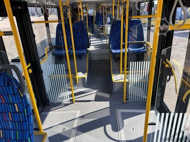 City bus SOLARIS Urbino 18