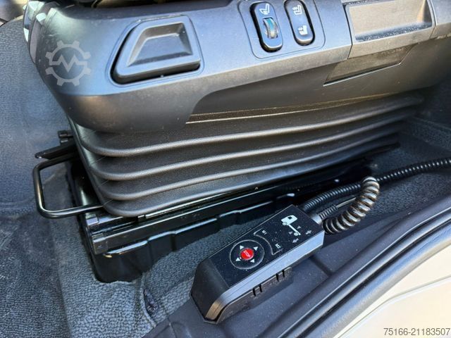 LKW mit Kofferaufbau MERCEDES-BENZ ACTROS 1830 L Koffer 7 m LBW 2.000 kg*LASI VDI