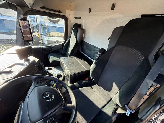 LKW mit Kofferaufbau MERCEDES-BENZ ACTROS 1830 L Koffer 7 m LBW 2.000 kg*LASI VDI