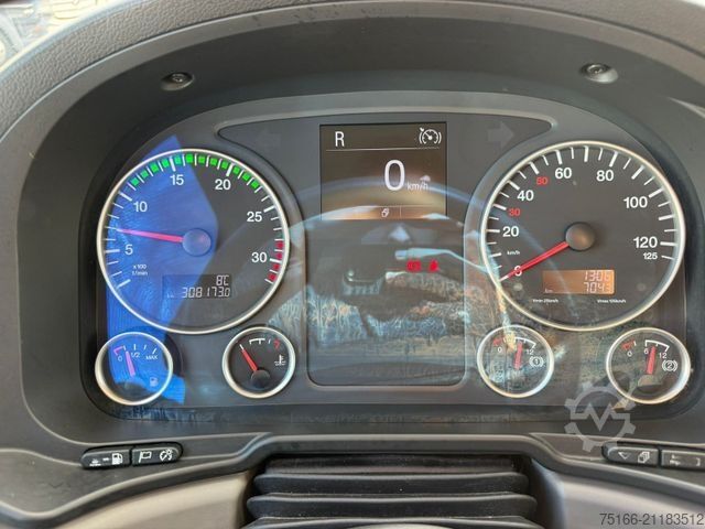 Transporter mit Koffer MAN TGL 8.190 Koffer 6,50 m LBW 1,5 T*Diff-Sperre HA