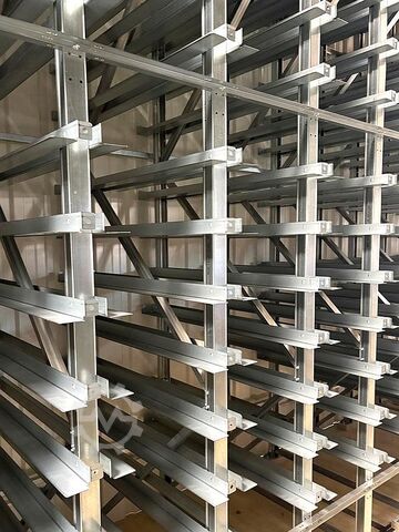 Automatisches Kistenlagersystem ATTEC AKL