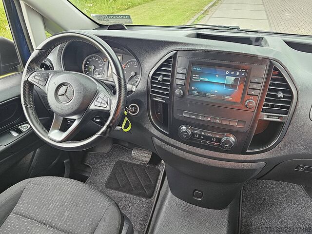 High-roof van MERCEDES-BENZ VITO 114 ac automaat EURO6