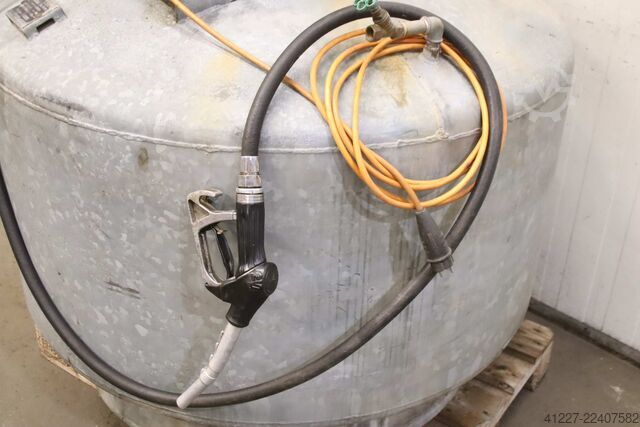 Fueling system Rietberg Tankinhalt 950 l  DIN 6623D