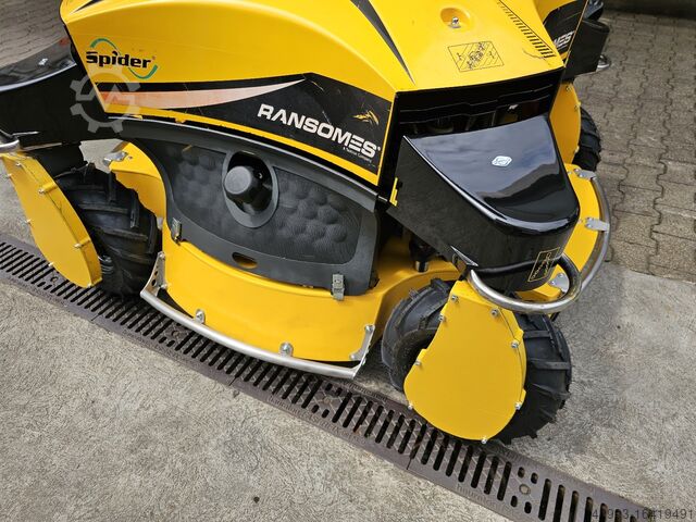 Mower Dvorak Ransomes Spider ILD02