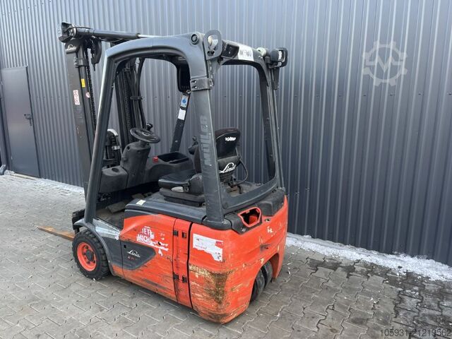 Electric 3-wheel forklift Linde E16C-02