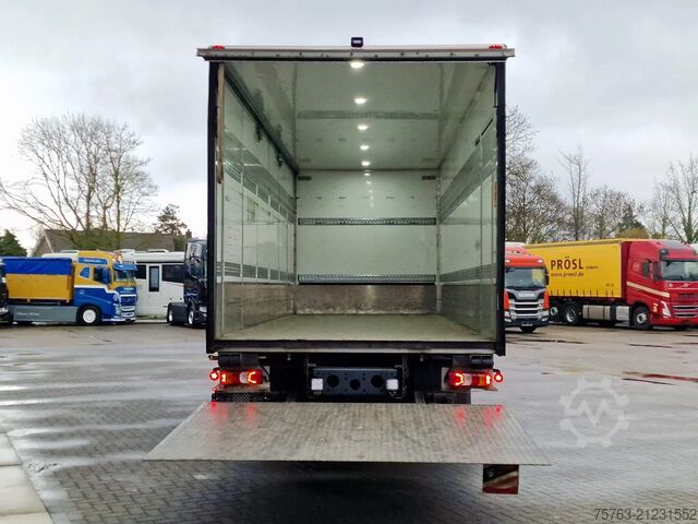 Suitcase Mercedes-Benz Antos 1827 4x2 - Ekeri Box with sidedoors - Loa...