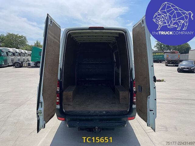 Kastenwagen Mercedes-Benz Sprinter 213 37s