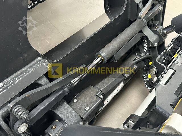 Crawler loader Bobcat T 66 Laser Grader 244 cm