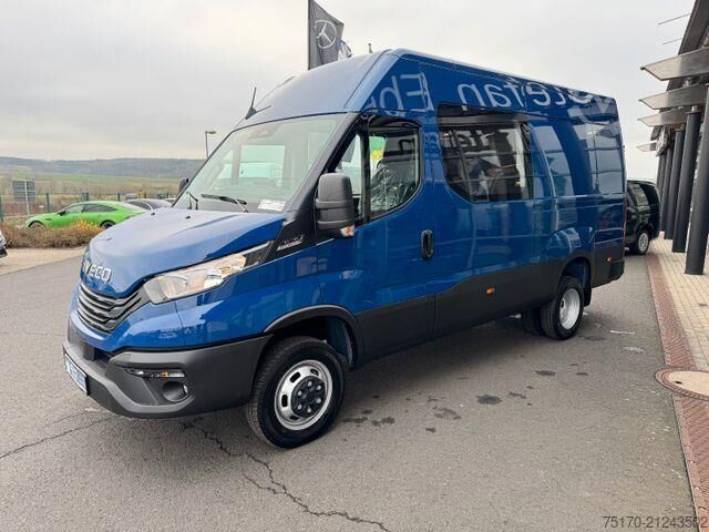 Hochdachkombi Iveco Daily 50C18HA8 3.0L *CrewVan*AHK*Automatik*