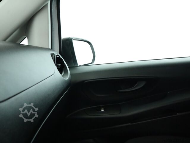 Panel van Mercedes-Benz Vito 116 CDI Kasten Extralang Facelift Kam. SHZ