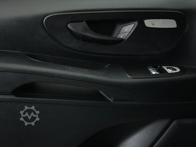 Panel van Mercedes-Benz Vito 116 CDI Kasten Extralang Facelift Kam. SHZ