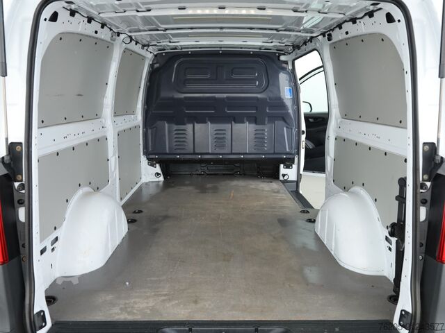 Panel van Mercedes-Benz Vito 116 CDI Kasten Extralang Facelift Kam. SHZ