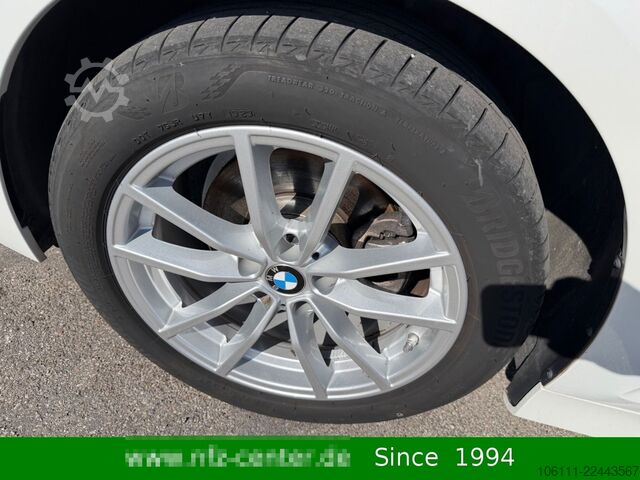 Minibus BMW 320d xDrive Touring M-Shadow Driving Assistant