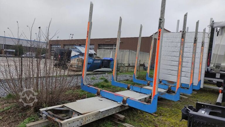 Holztransporter Diversen SCHEMELAUFBAU MIT ExTe Rungen, Schemel SCHEMELA...