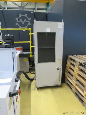 Horizontal Bearbeitungszentrum MAKINO A88e/A244