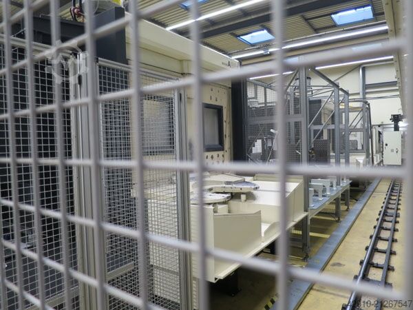 Horizontal Bearbeitungszentrum MAKINO A88e/A244