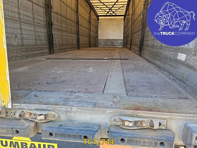 Sliding tarpaulins Humbaur 