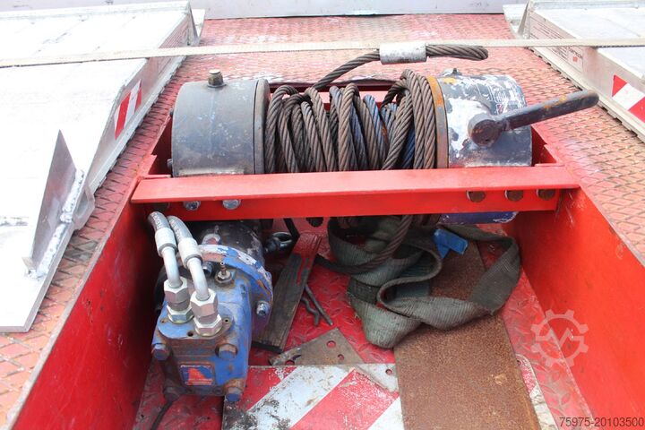 Tiefbett-Sattelauflieger für den Transport von Baumaschinen BERTOJA carrellone culla vasca verricello usato