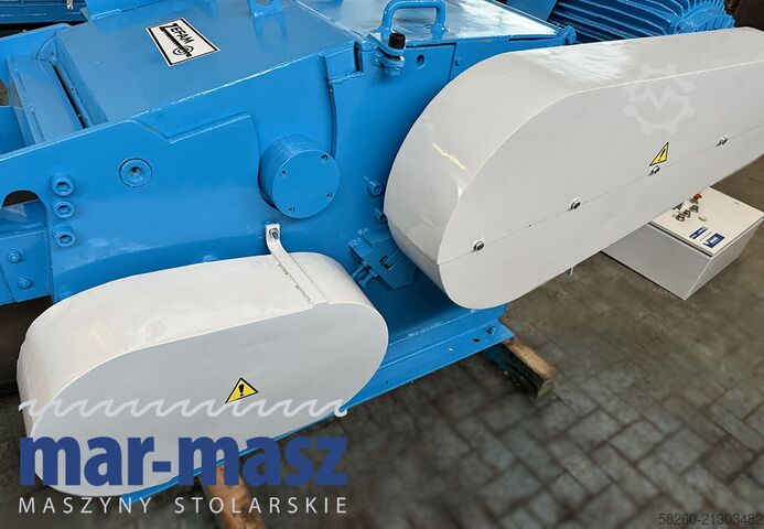 Holzhäcksler/Zerkleinerer für Holz und mehr ŻEFAM DVBA 102