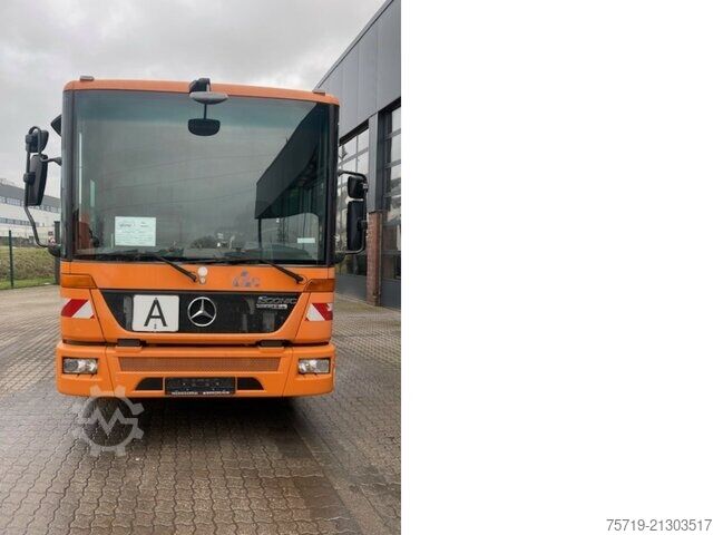 Müllwagen Mercedes-Benz 2633 6x2 Econic Haller M21/Zöller 2301