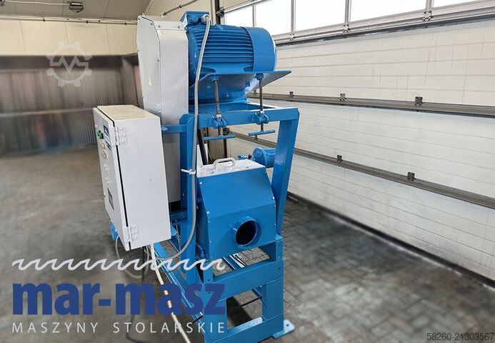 Häcksler Schredder für Holzabfälle Klöckner 80x300K 2WT