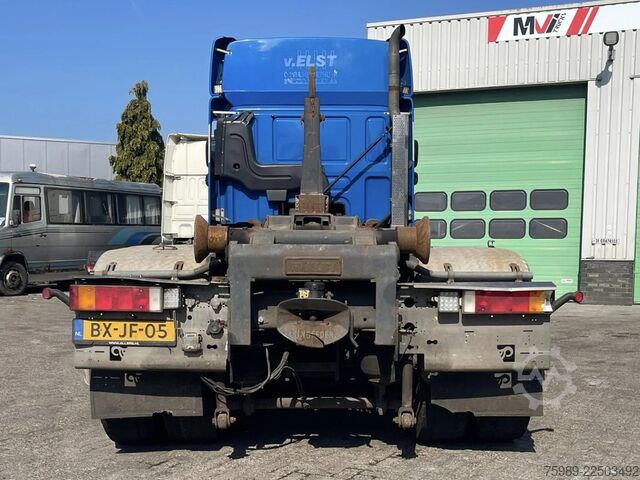 Hook arm system DAF CF 85.460 Euero 5!  6x2 . Original Dutch truck!