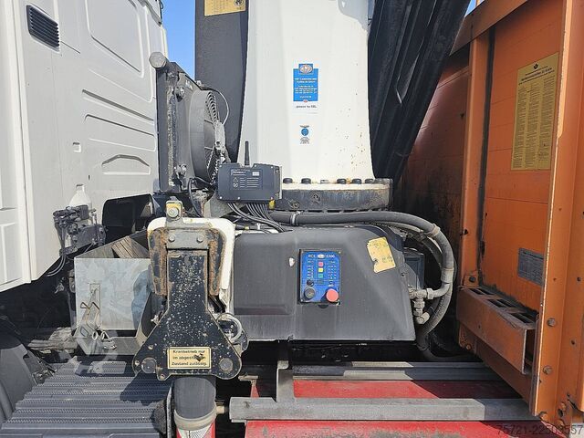 Platform trailer SCANIA R450