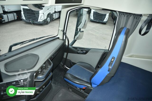 Standard tractor unit VOLVO FH 460 Globetrotter XL i-Save