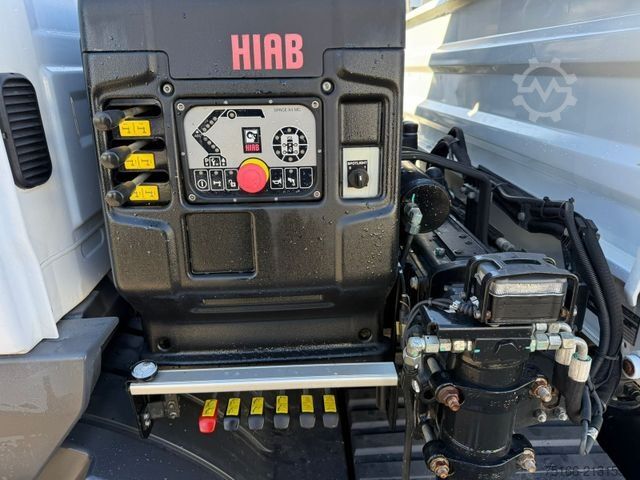 Tipper van MERCEDES-BENZ ATEGO 816 Kipper 3-Seiten*KRAN HIAB X 078*2xAHK