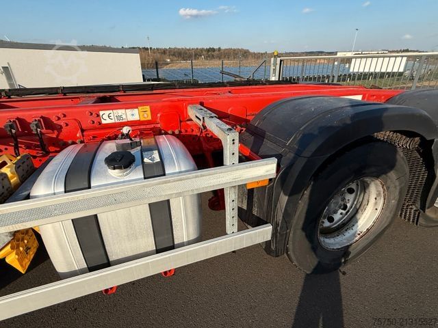 Truck chassis MERCEDES-BENZ Arocs 3240 8x2 - 3 x Lenkachsen