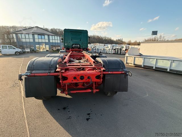 Truck chassis MERCEDES-BENZ Arocs 3240 8x2 - 3 x Lenkachsen