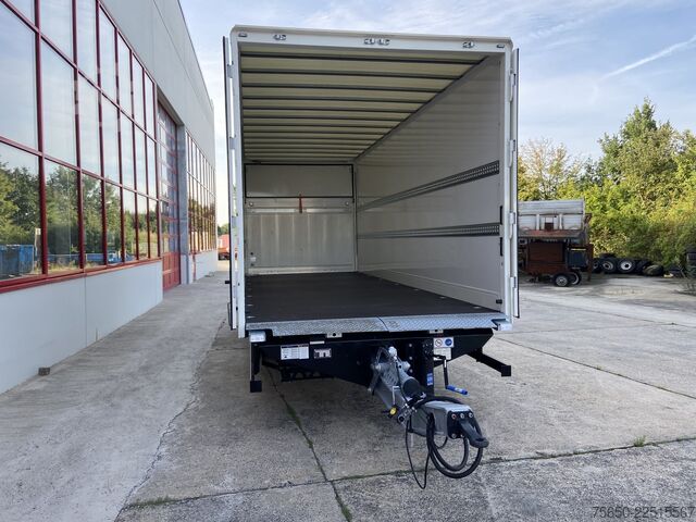 Box trailer Möslein TKO105 D-L 7 m  Tandem Koffer, Ladebordwand 1,5 t + DurchladbarNeufahrzeug --