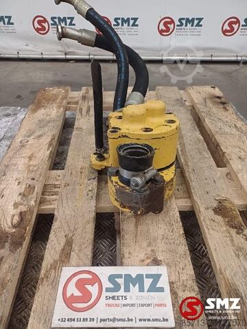 Hydraulic pump Caterpillar Occ hydraulische pomp D6M Caterpillar
