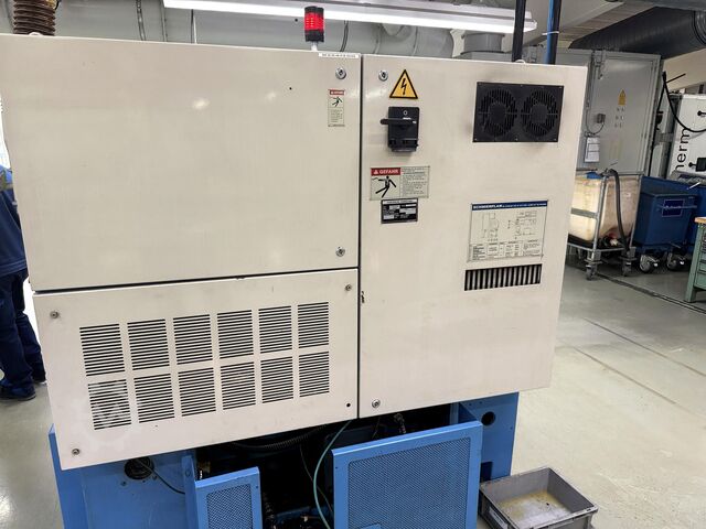 CNC lathe HYUNDAI HIT-8 S