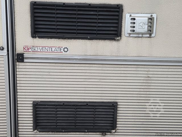 Wohnwagen KIP KG 48 TN Wohnwagen Toilet + Etagenbett