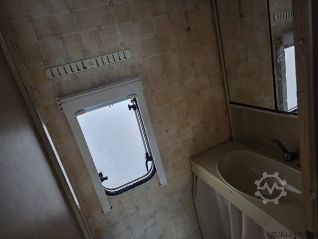 Wohnwagen KIP KG 48 TN Wohnwagen Toilet + Etagenbett