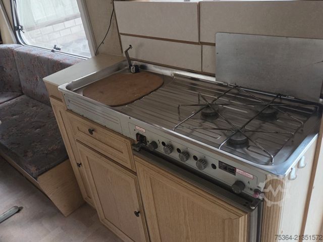 Wohnwagen KIP KG 48 TN Wohnwagen Toilet + Etagenbett