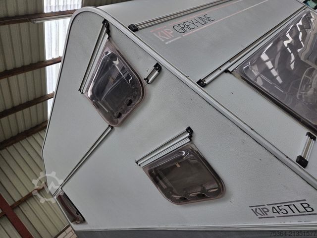 Wohnwagen KIP KG 45 TLB Wohnwagen Toilet + Etagenbett