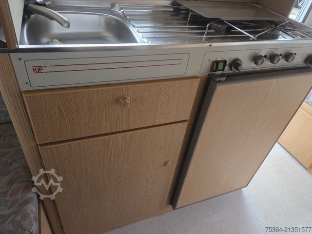 Wohnwagen KIP KG 45 TLB Wohnwagen Toilet + Etagenbett