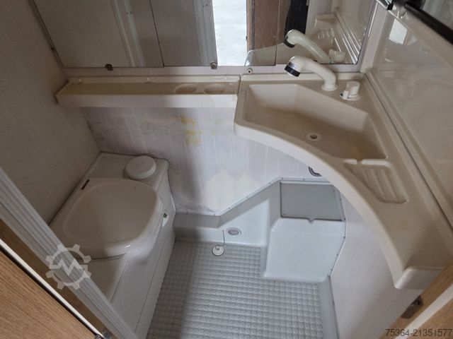 Wohnwagen KIP KG 45 TLB Wohnwagen Toilet + Etagenbett