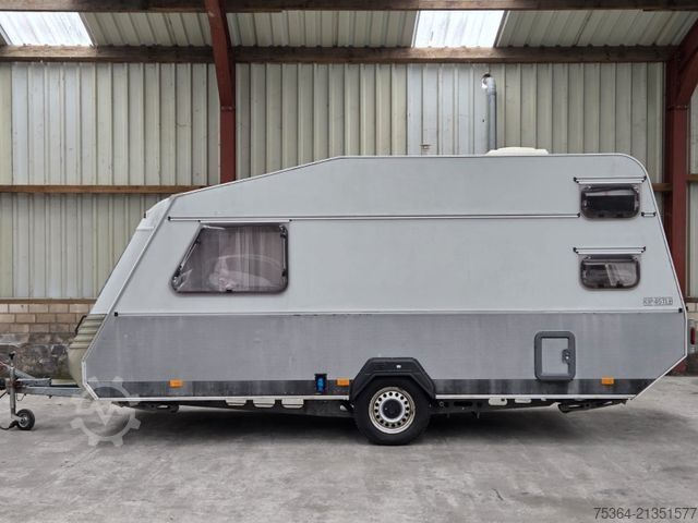 Wohnwagen KIP KG 45 TLB Wohnwagen Toilet + Etagenbett