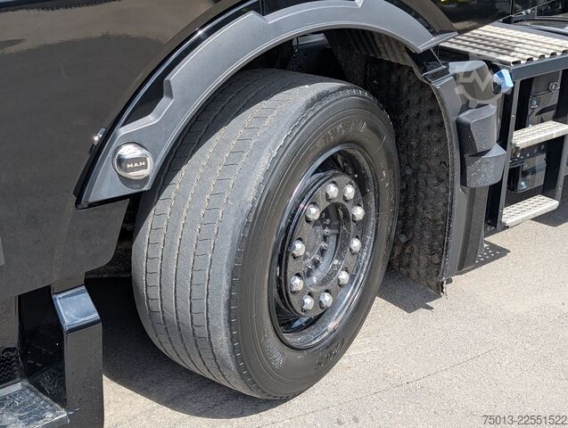 Volumen SZM MAN TGX 18.520 LL SA Mega, "LONEWOLF"