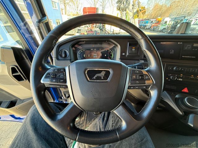 Standard tractor unit MAN TGX 18.510 4x2 BL SA SZM Retarder 2 Tank Standkl