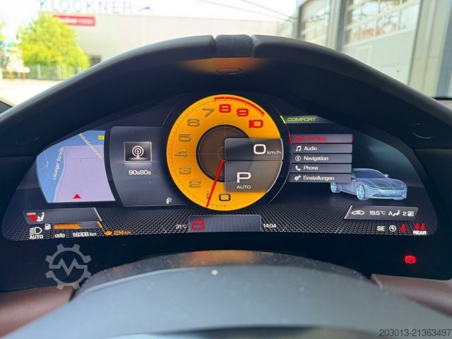 Van FERRARI Roma Coupe Schwarz