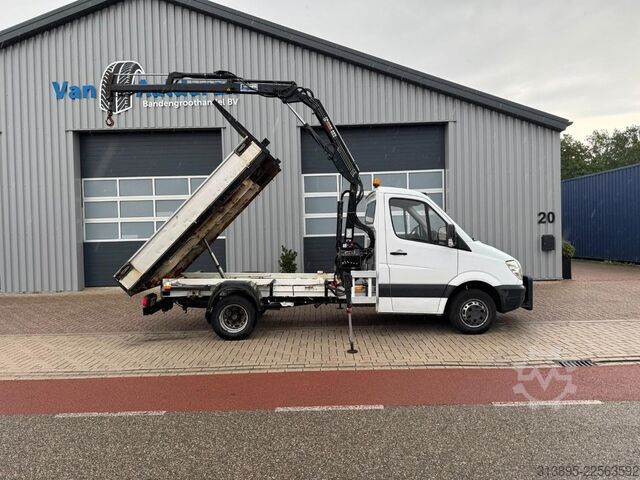 Tipper Mercedes-Benz 513 CDI, Crane Hiab 022-2 kipper
