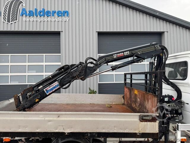 Tipper Mercedes-Benz 513 CDI, Crane Hiab 022-2 kipper
