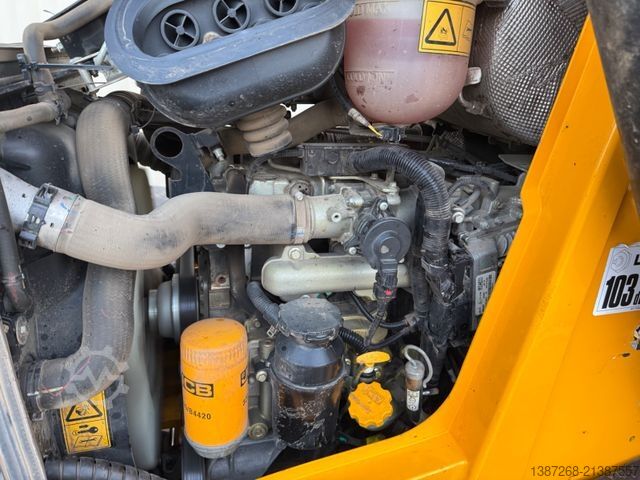 Backhoe loader JCB 3CX Plus / 2022 BJ / 3.633 H / 81 KW