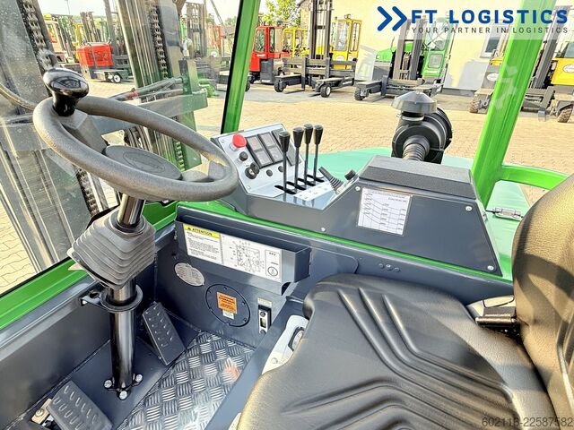 4-way forklift Combilift CB3000 DIESEL TRIPLEX 4900 POSITIONER